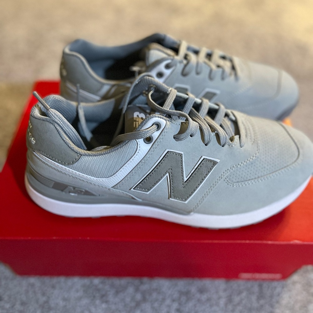 NIB New Balance 574‎ Greens V2 Spikeless Golf Shoes – Men’s 8.5 Wide
